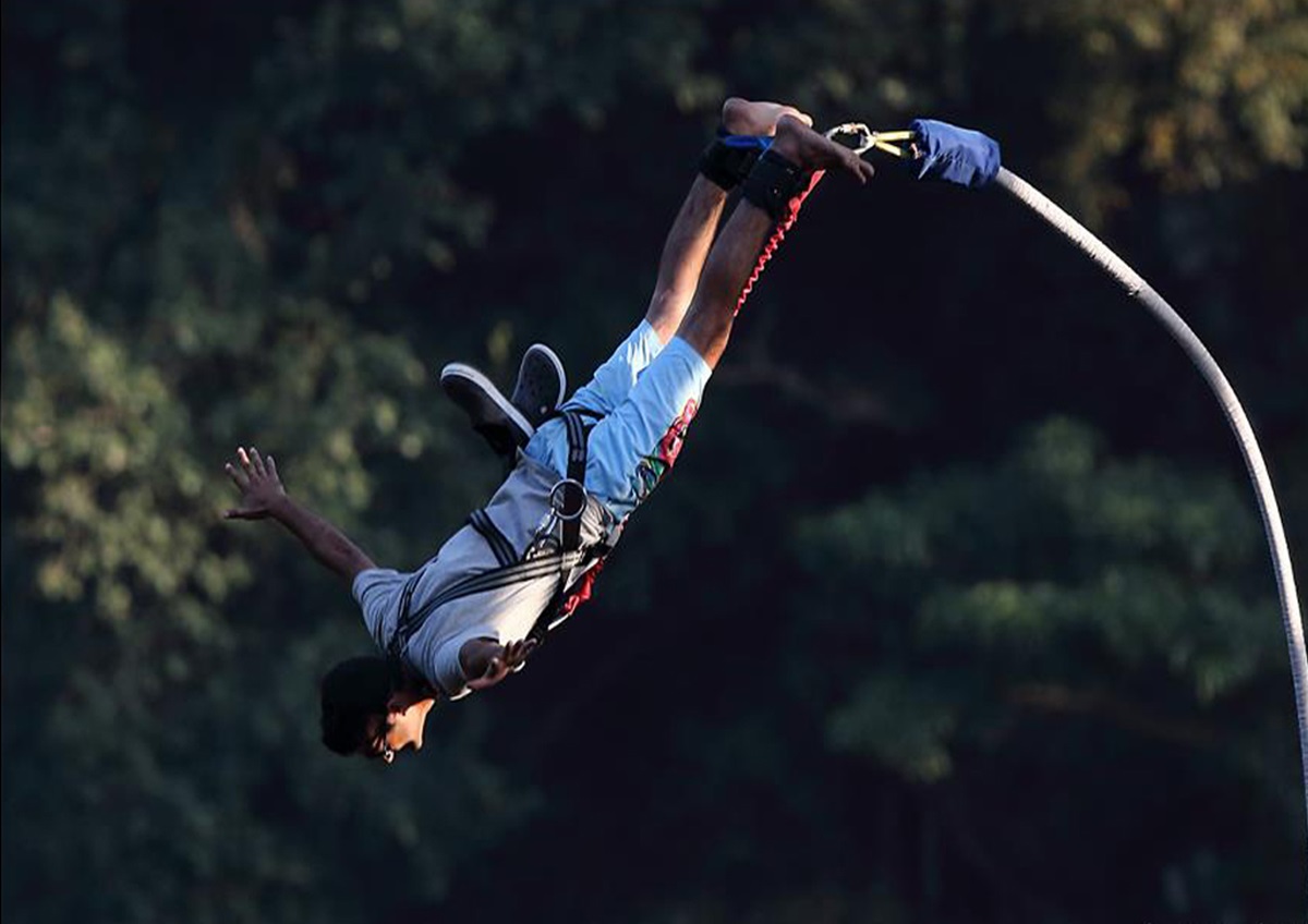 Bungee Jumping