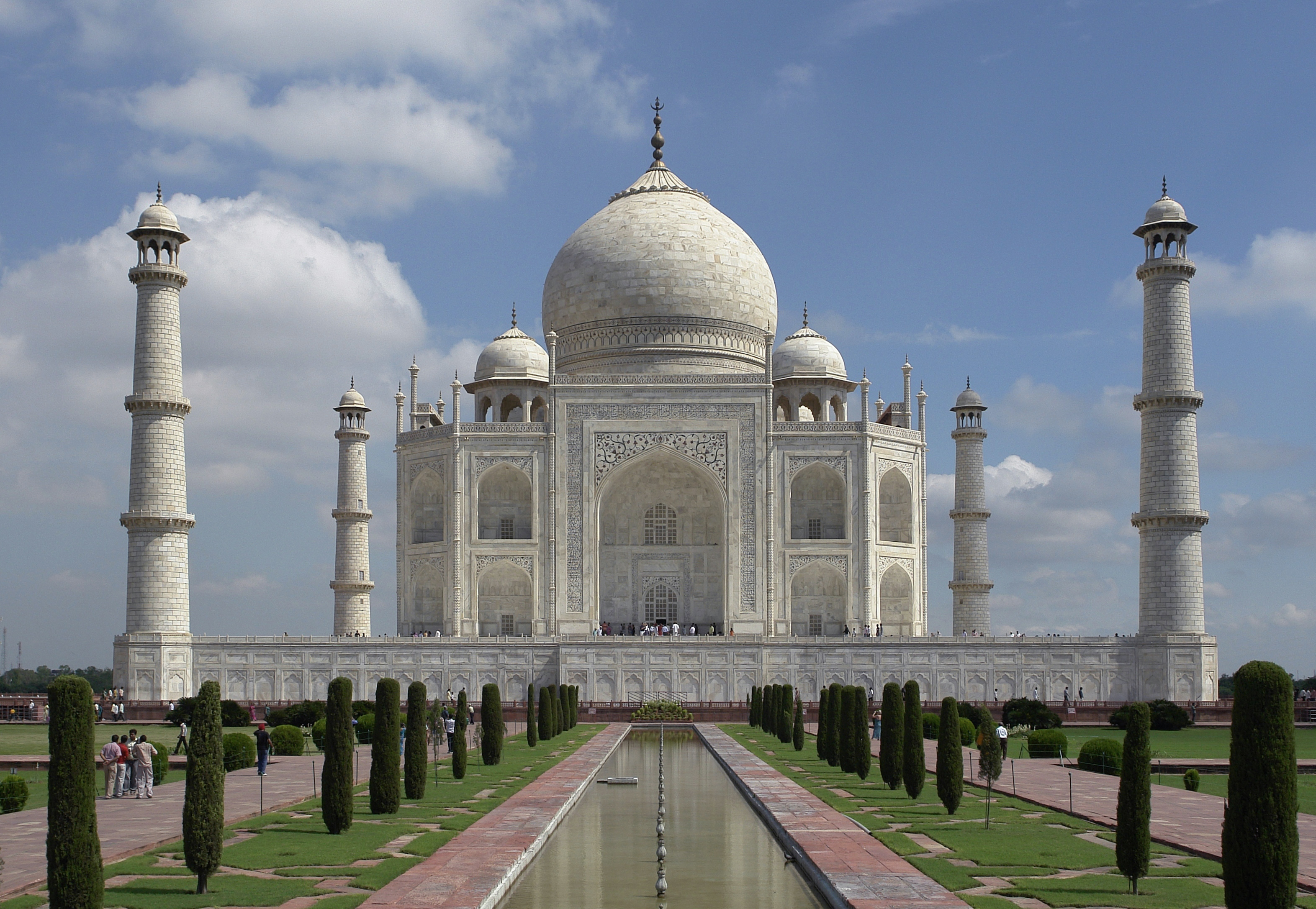 Rishikesh to Agra Taxi Service